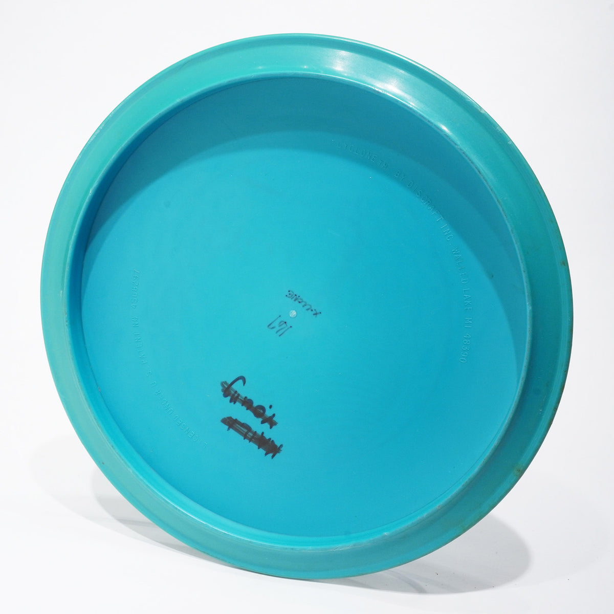 Discraft D X-Clone w/ '95 Thin Air Tour 2
