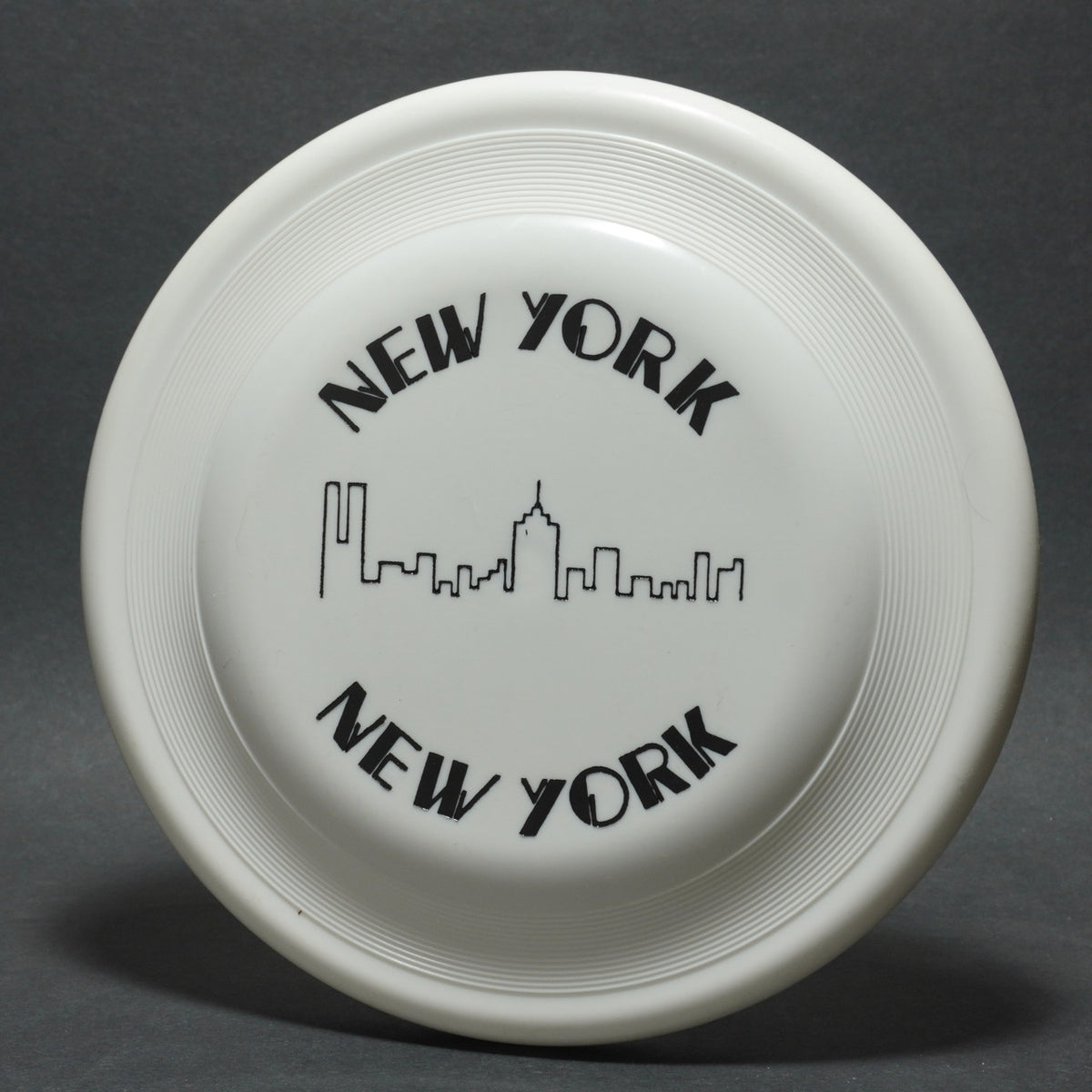 Wham-O Fastback Flying Disc NYC, New York FB 17