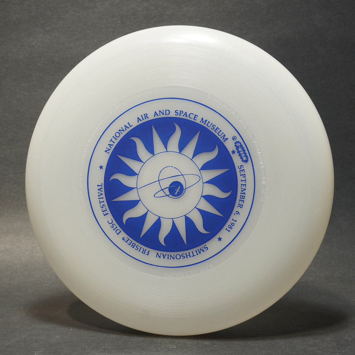 Wham-O 1981 Smithsonian Frisbee Festival 40 F Mold Frisbee, Clear 119g