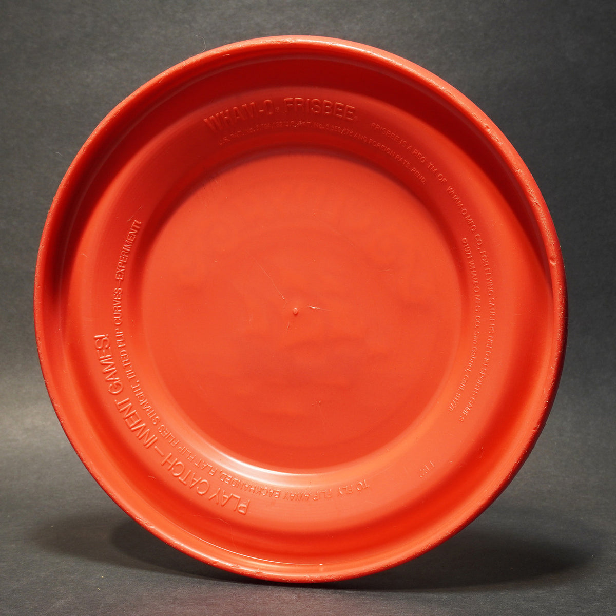 Wham-O Fastback Vinya Rose Table Wine Frisbee, FB2 Square Top Red 101g