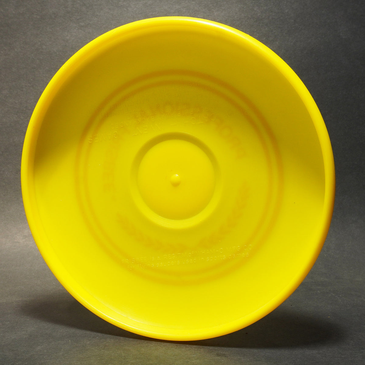 Wham-O Pro Model (15 Mold) Professional Frisbee w/ Stroh's IFT Label