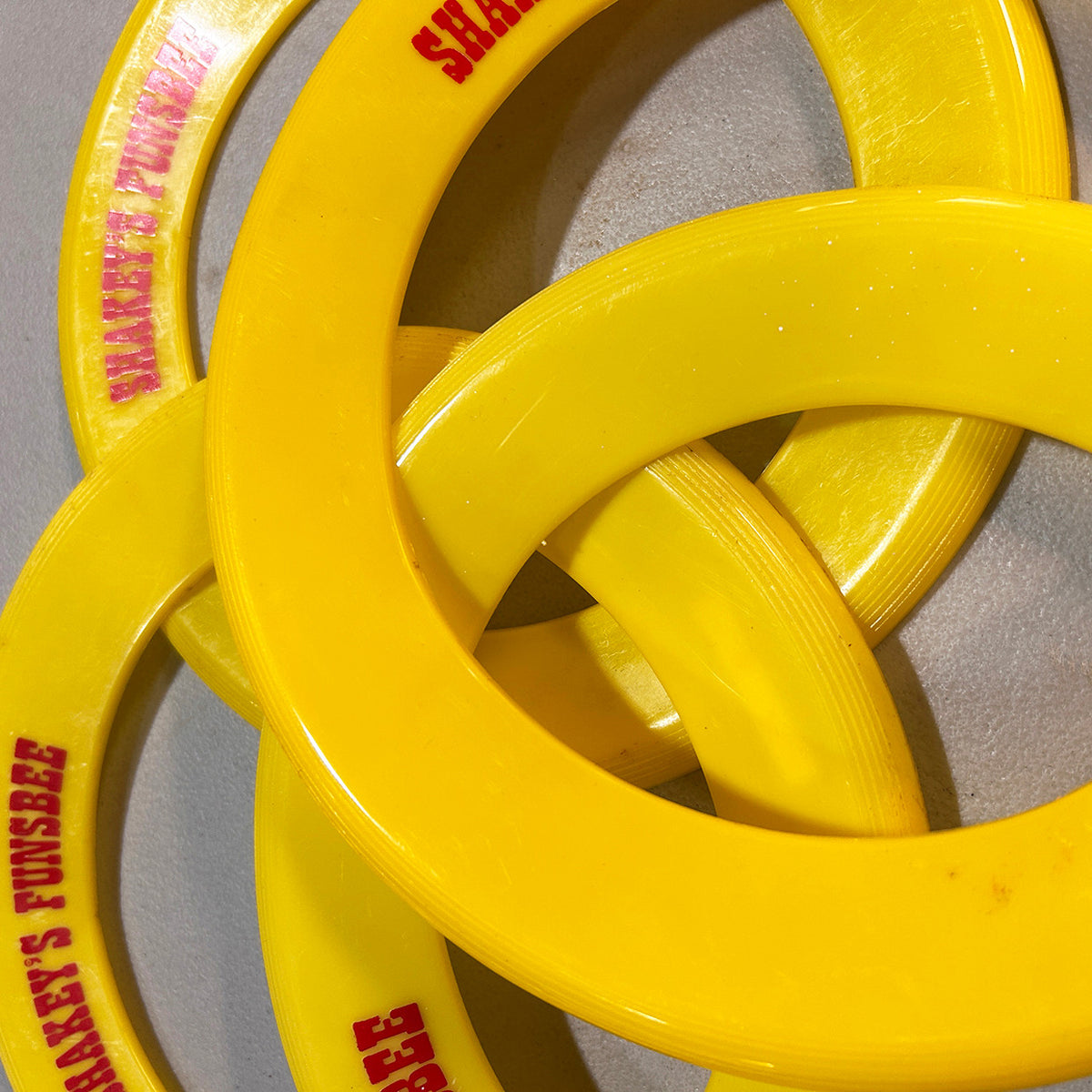 Whiz Rings Shakey's Funsbee Set of 4