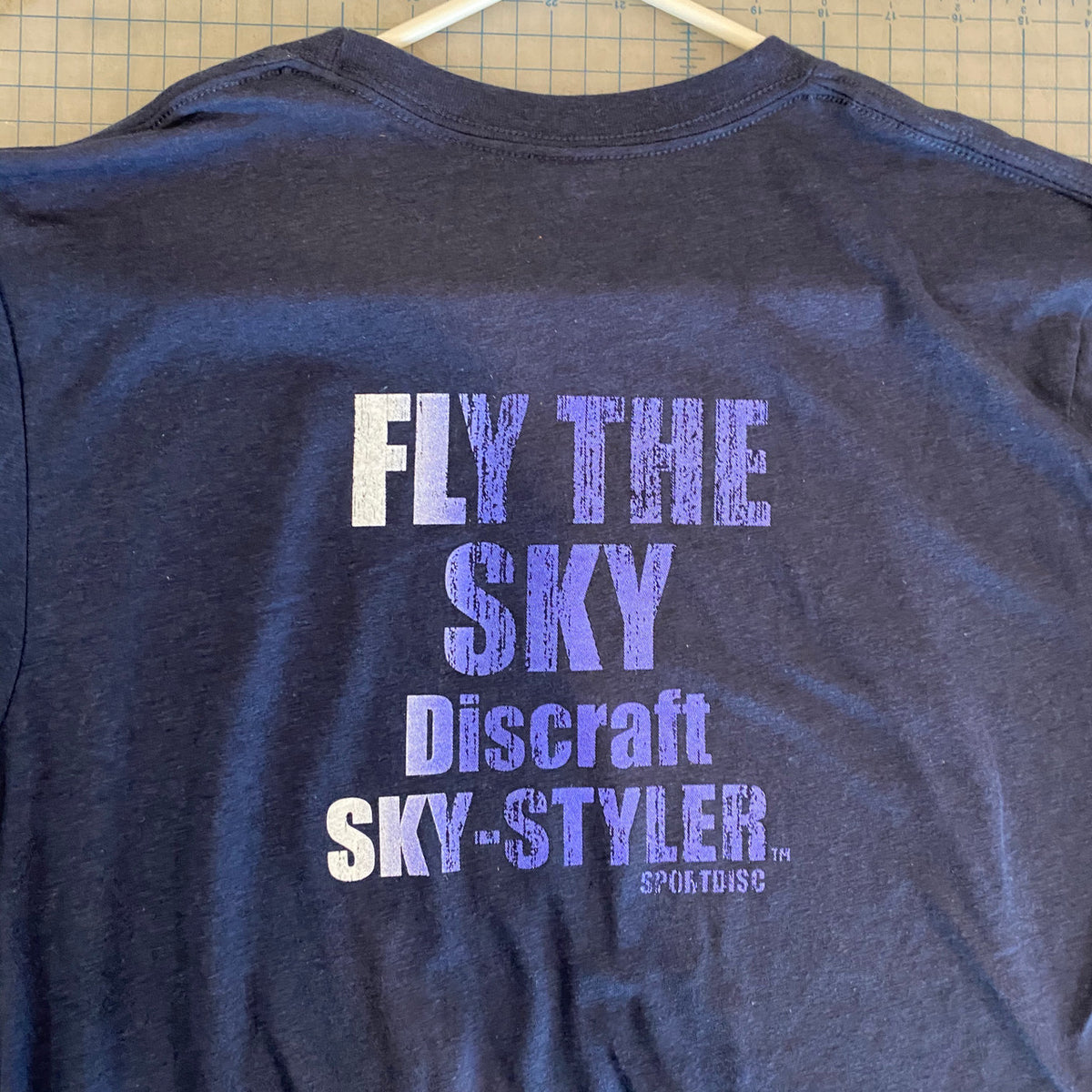 Fly the Sky T-Shirt Short Sleeve Retro Bird Design 1980s Freestyle Re-Print